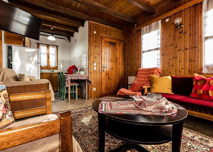 Εξοχικό σπίτι Halatsogiannis Mansion Παλαιός Παντελεήμων